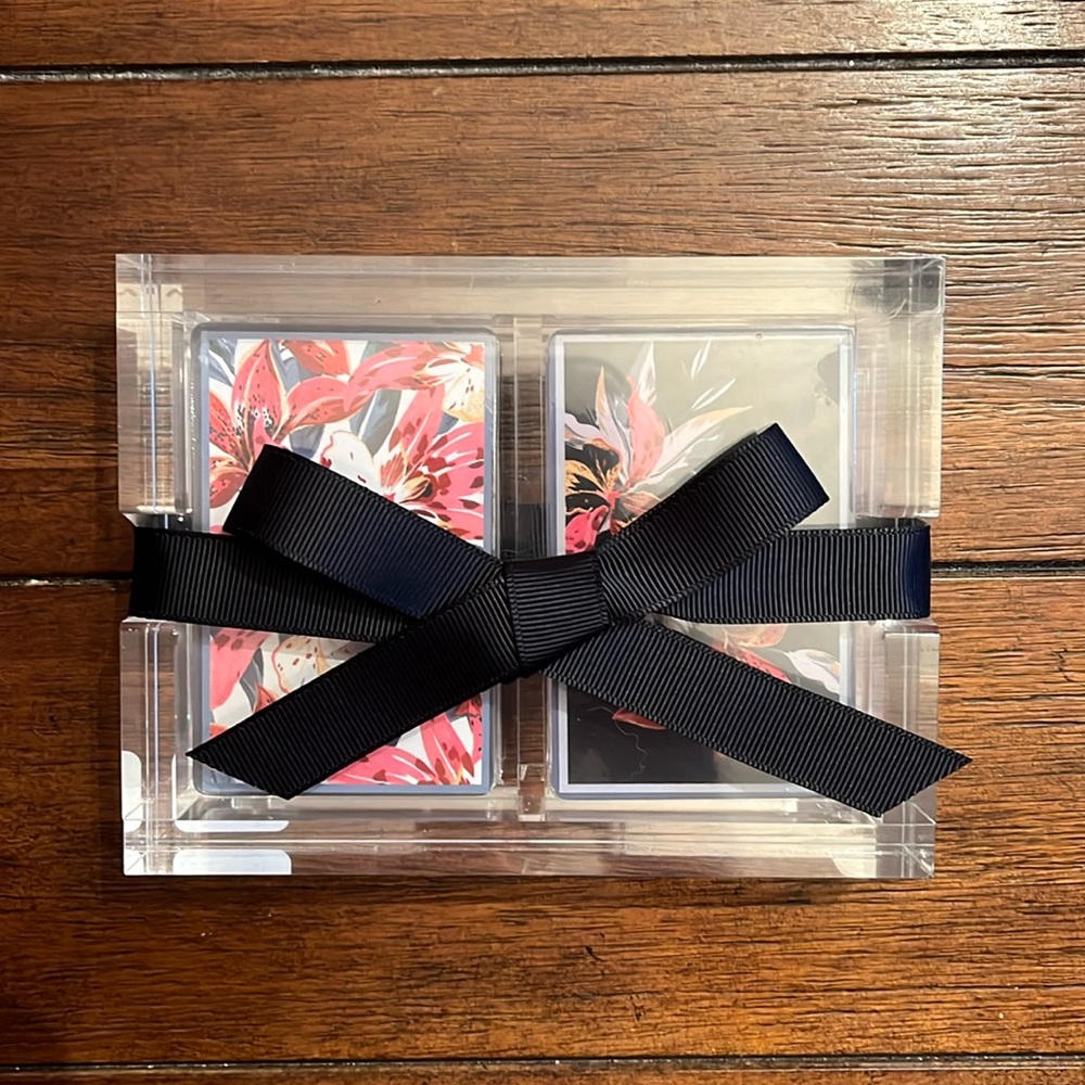 Floral Pattern Playing Cards in Clear Plastic Stand
